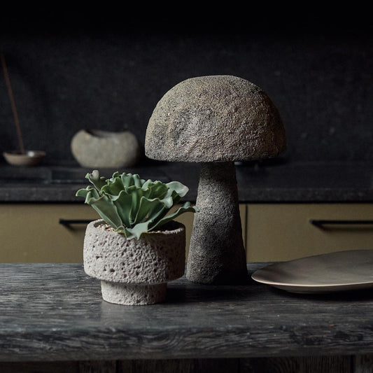 PLUTO CONCRETE TABLE LAMP - *Pre-order* Shipping End Jan 2025